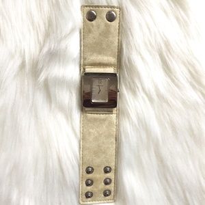 Nine West creme watch silver face womans